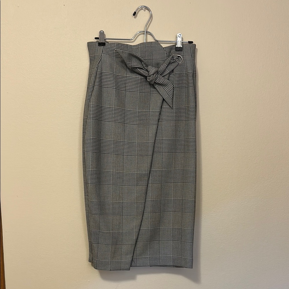 H&M | Gray Midi Pencil Skirt with Tie Front